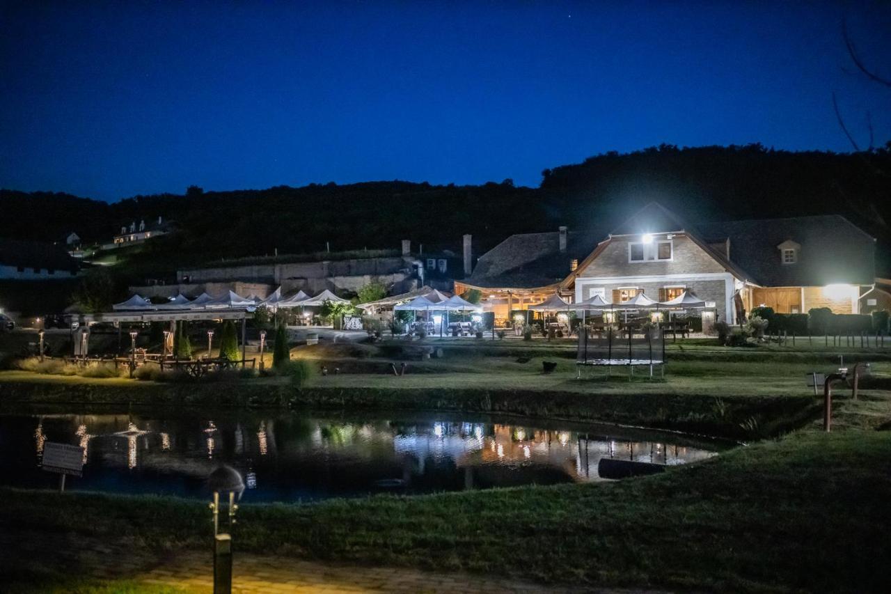 Bodri Pinceszet Hotel Szekszárd Exterior foto